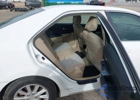 2012 Toyota Camry Hybrid Le z USA, uszkodzony, nr VIN 4T1BD1FK5CU027540